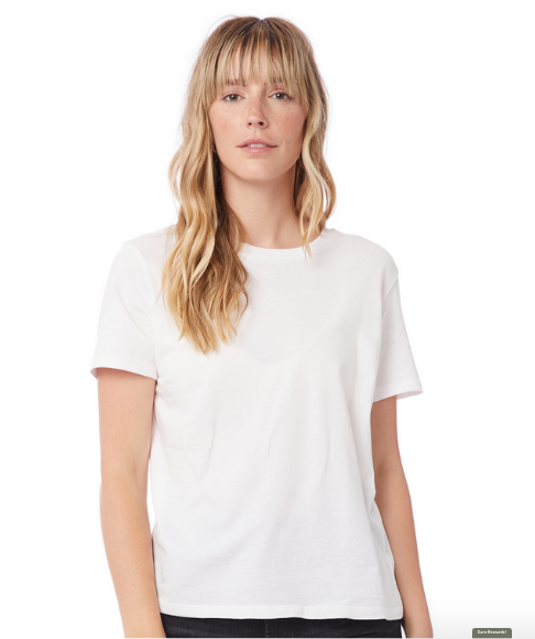 Essential Women's White T-Shirts for Every Occassion - A Sharp Eye