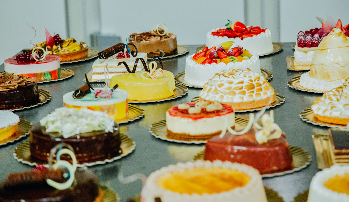 Order Cakes Online to be at Your Doorstep Whenever the Mood Strikes